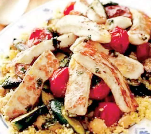 ΧΛΙΑΡΗ ΚΑΛΟΚΑΙΡΙΝΗ ΣΑΛΑΤΑ ΜΕ ΧΑΛΛΟΥΜΙ